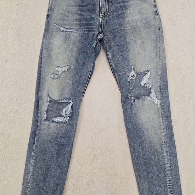 생로랑 무릎찢청 청바지.  싸이즈 30