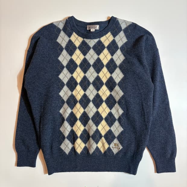 버버리 클래식 아가일 패턴 울 니트 스웨터 