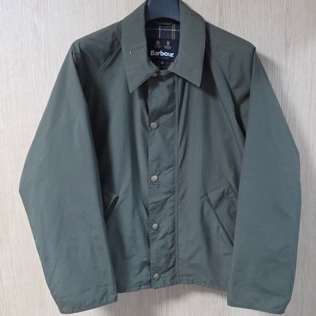 (착샷) 바버 트랜스포트 논왁스 샤워프루프 자켓