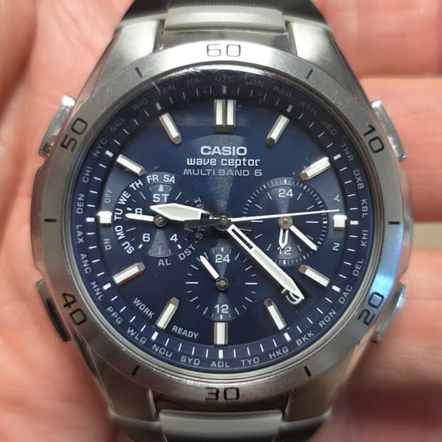 카시오 CASIO 블루 WVQ-M410-1A 태양광 전파수신 레진 시계