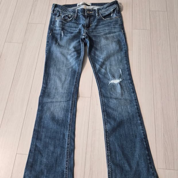 [홀리스터] 여성 빈티지 부츠컷 청바지 (W27 L31)