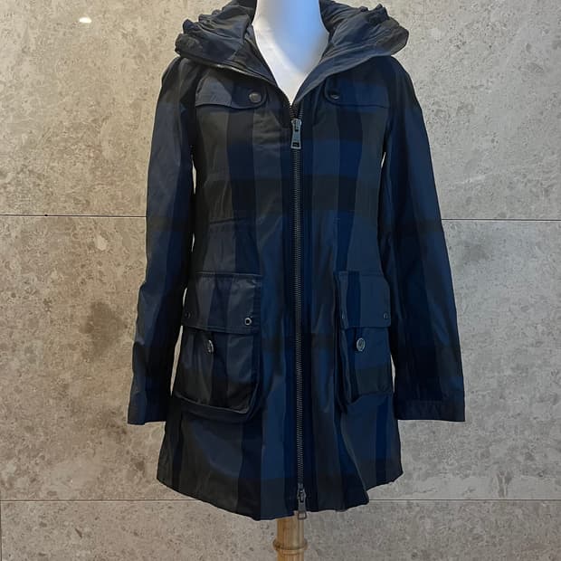 버버리 브릿 여성 체크 바람막이 165/75A 정품