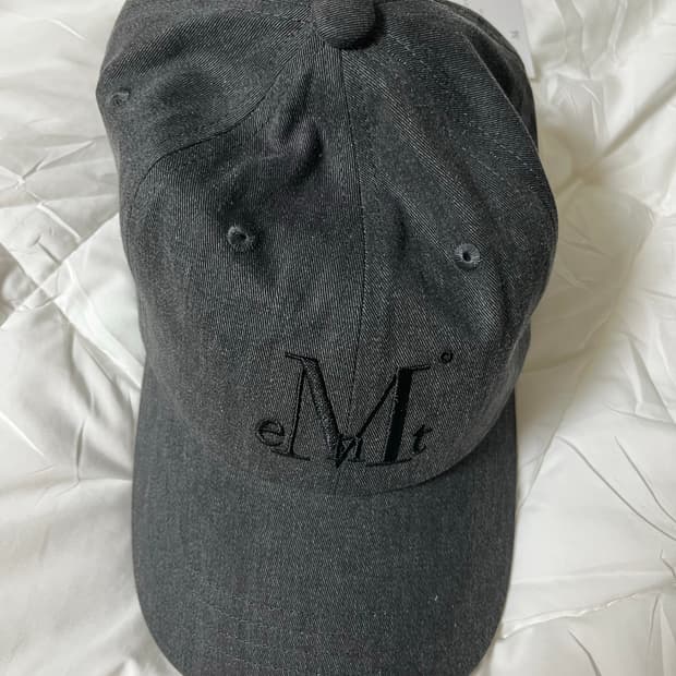 무센트 차콜 볼캡 