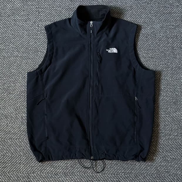 노스페이스 APEX 소프트쉘 베스트 (105-110)