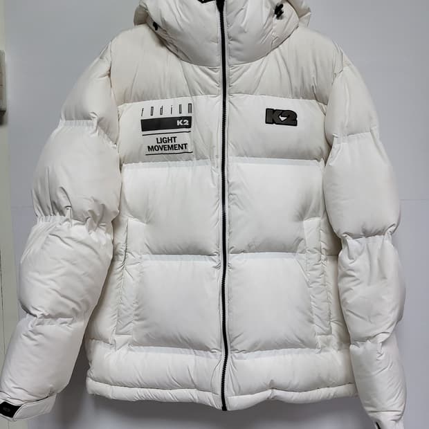 K2 포디엄 패딩 100 사이즈 흰색