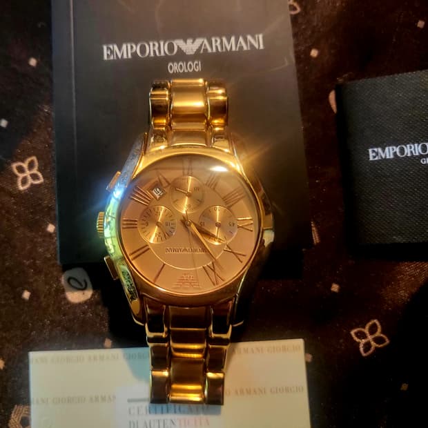 (미사용 새제품) 엠포리오 아르마니 로즈골드 메탈 남자시계