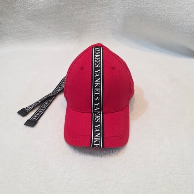 MLB [엠엘비] 뉴욕 양키스 줄 포인트 모자 (볼캡)