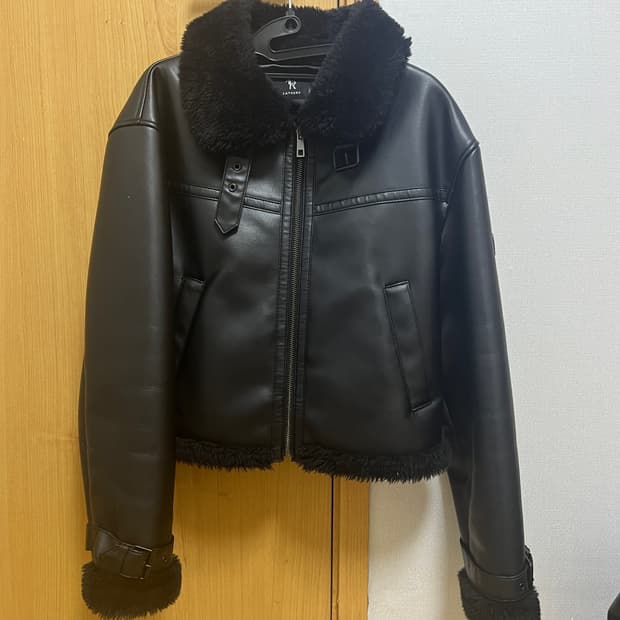 레더리 오블리크 레더 무스탕 자켓