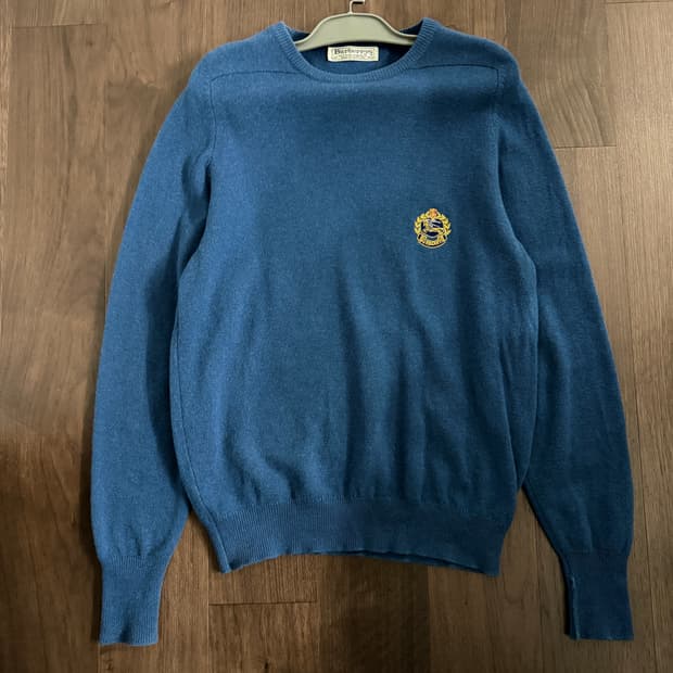 버버리 월계자수 니트