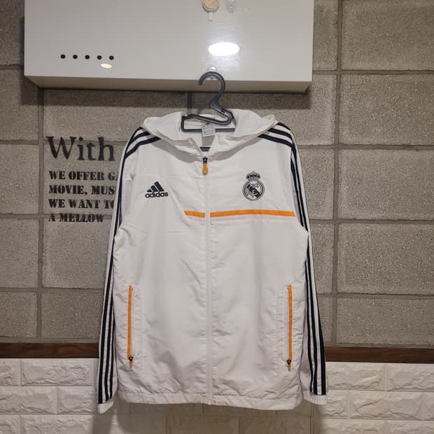 아디다스 레알마드리드 바람막이 S