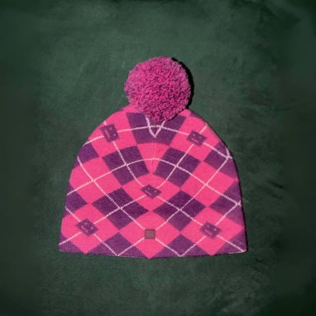 아크네 비니 새제품 