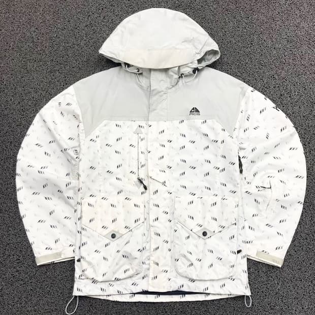 Nike ACG 고어텍스 후디 윈드자켓