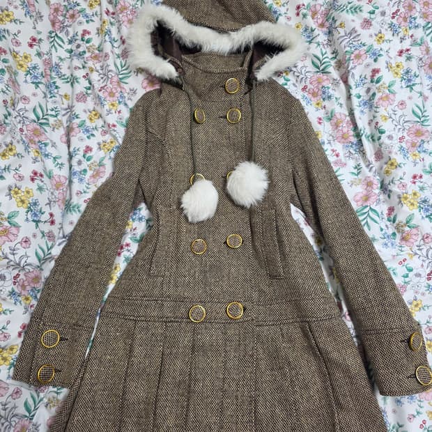 리즈리사 일본빈티지)초코히메라떼갸루st 양산형지뢰계 폼폼이 퍼 후드 코트