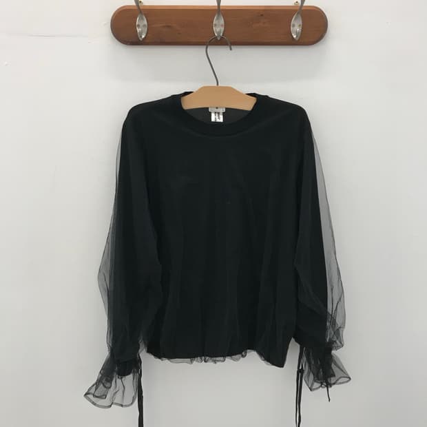 noir kei ninomiya tulle layered knit 