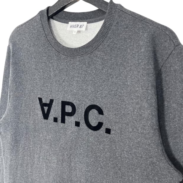 APC 아페쎄 30주년 HIVER 87 VPC 로고  맨투맨