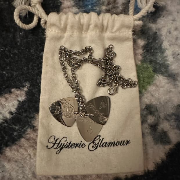 히스테릭글래머 피크 목걸이