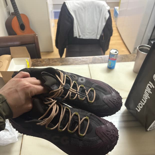 나이키 ACG 마운틴 플라이2 고어텍스 285 (버건디)