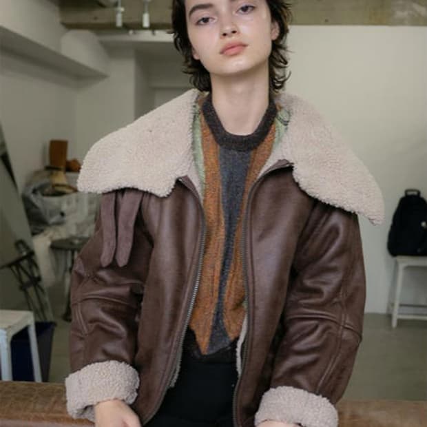 F) perverze 퍼버즈 무스탕