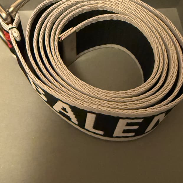 발렌시아가 d링 벨트 국내매장판