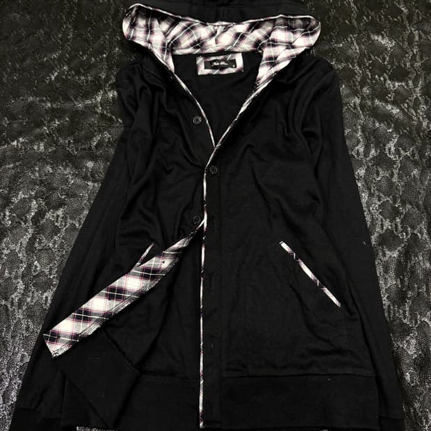 “Vintage” Minimal Mood Check Detail Hood