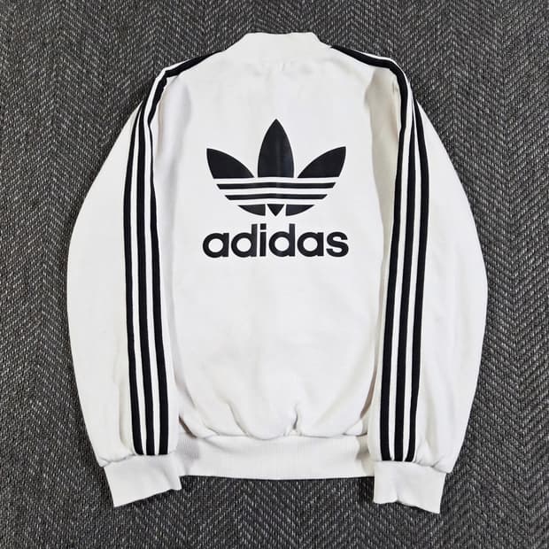 아디다스 화이트 블랙 백로고 트랙탑 봄버 자켓
