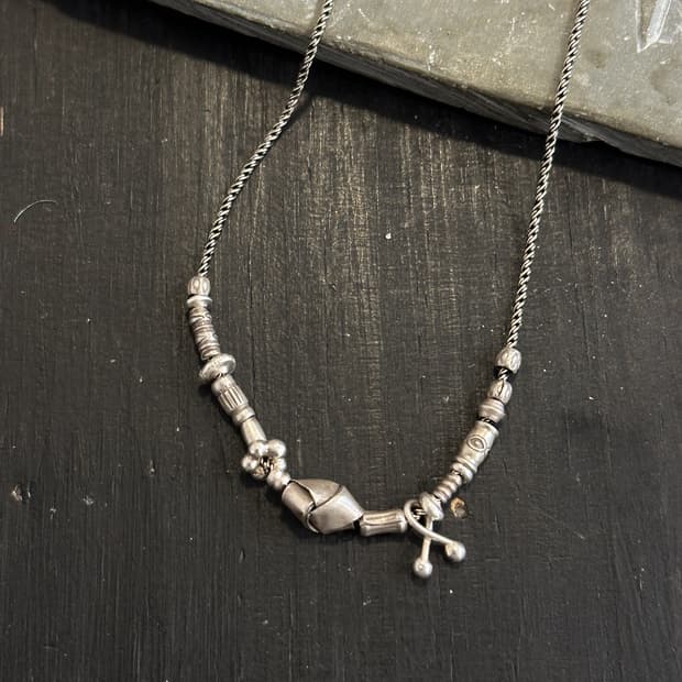 Musta karensilver mix Necklace