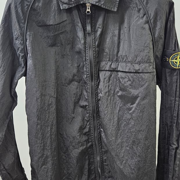 스톤아일랜드 나일론메탈 오버셔츠 블랙(M)