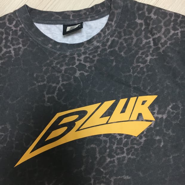 blur 반팔 티셔츠 레오파드