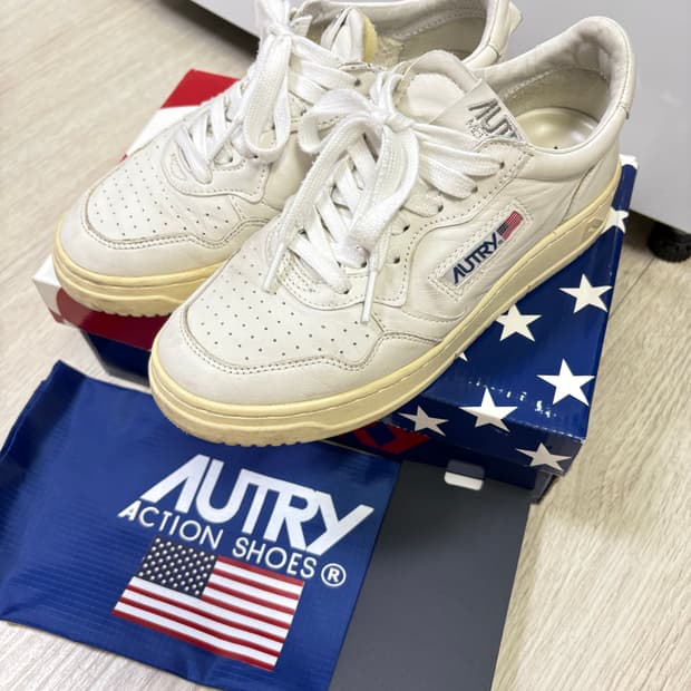 오트리 메달리스트 로우 고트스킨 화이트 37 (240)