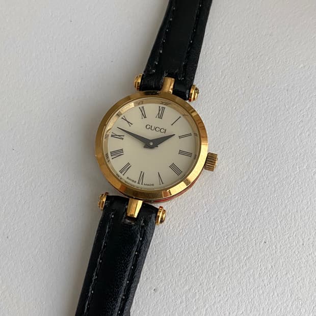 Gucci 구찌 쉐리 로만 라운드 쿼츠 레이디스