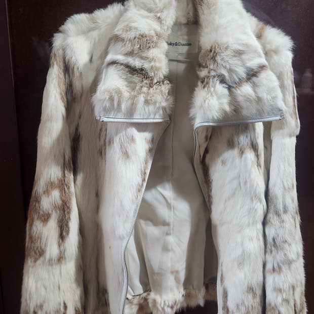 핑키앤다이엔 리얼 래빗퍼자켓