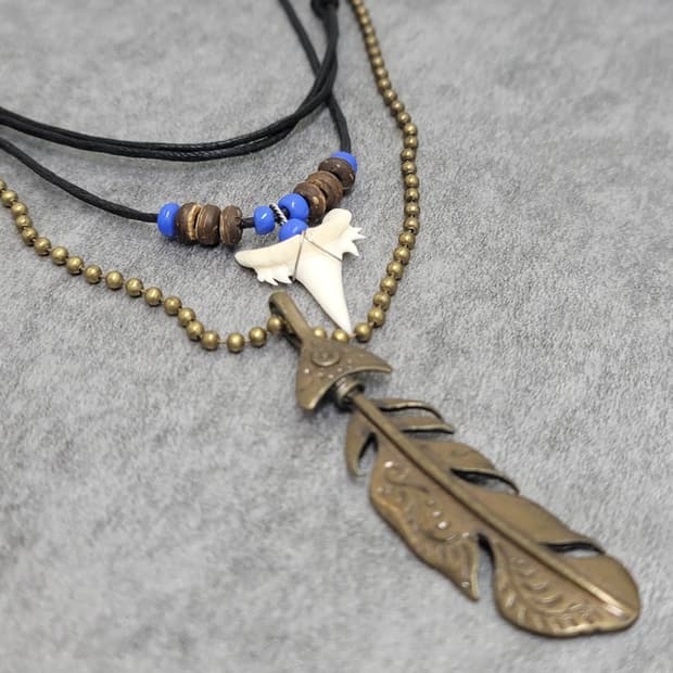 feather necklace set