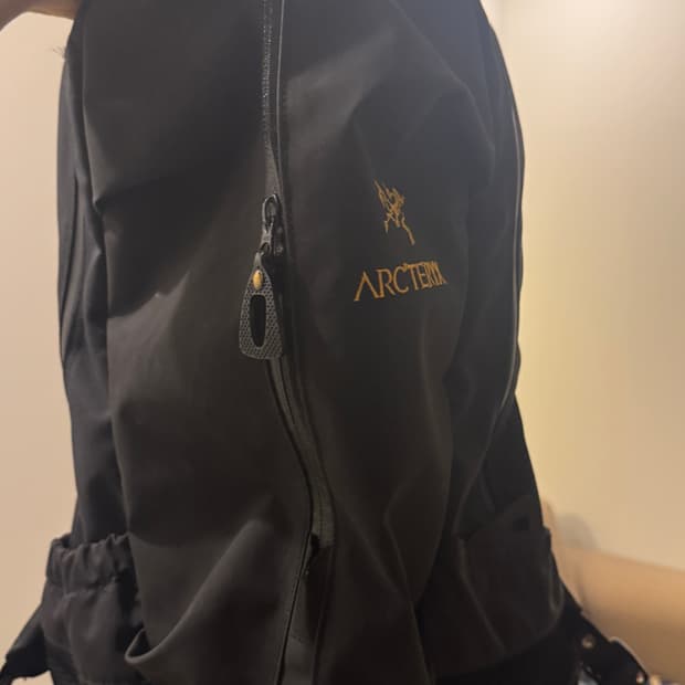 아크테릭스 아로22