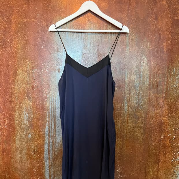 Toga pulla 토가 실크 슬립원피스 