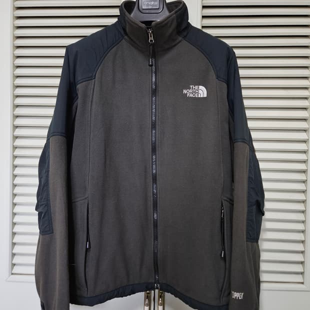 정품 노스페이스 윈드스토퍼 백로고 플리스 자켓 XL 105