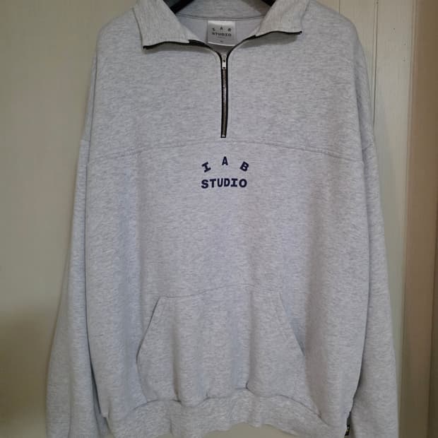 아이앱스튜디오 그레이 하프집업 xl