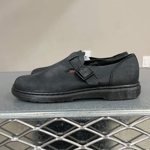 닥터마틴 파트리샤 블랙 UK7