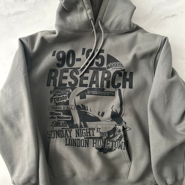 비바스튜디오후드티