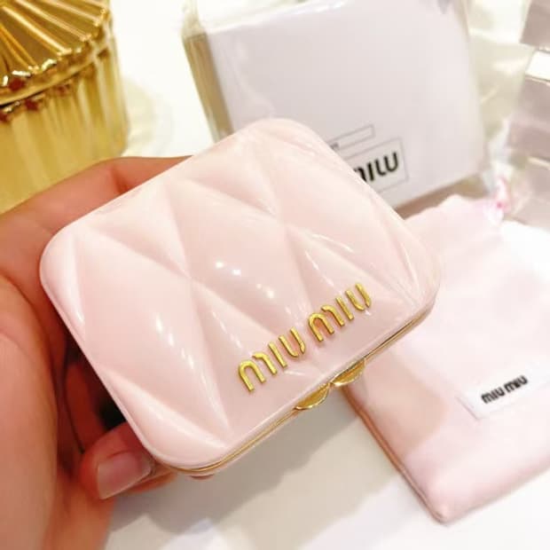 미우미우 손거울