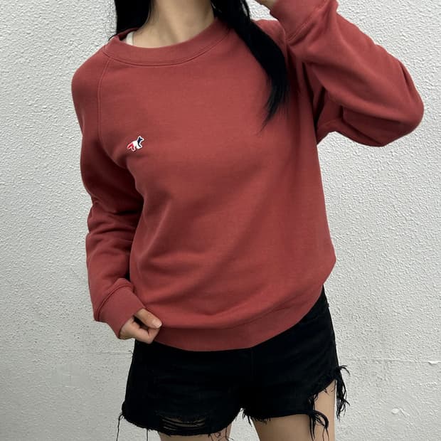 메종키츠네 브릭 맨투맨 M