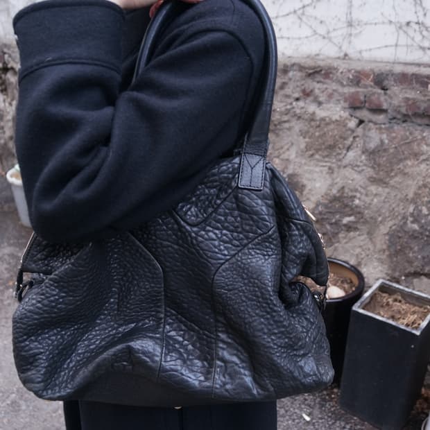 생로랑 Y 이지 백