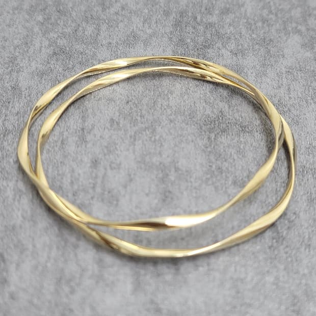 unique bangle set