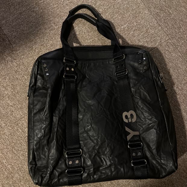 Y-3 레더 토트백