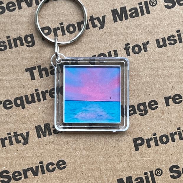 90s vtg Sunset Ocean Keyring