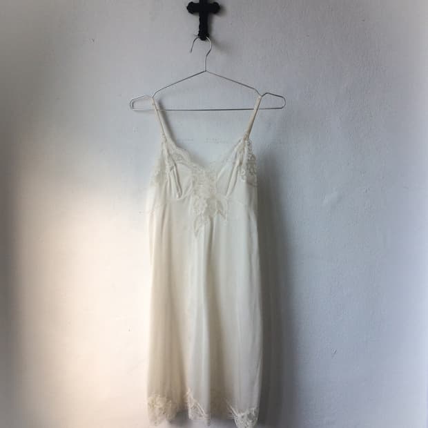Lace point slip onepiece