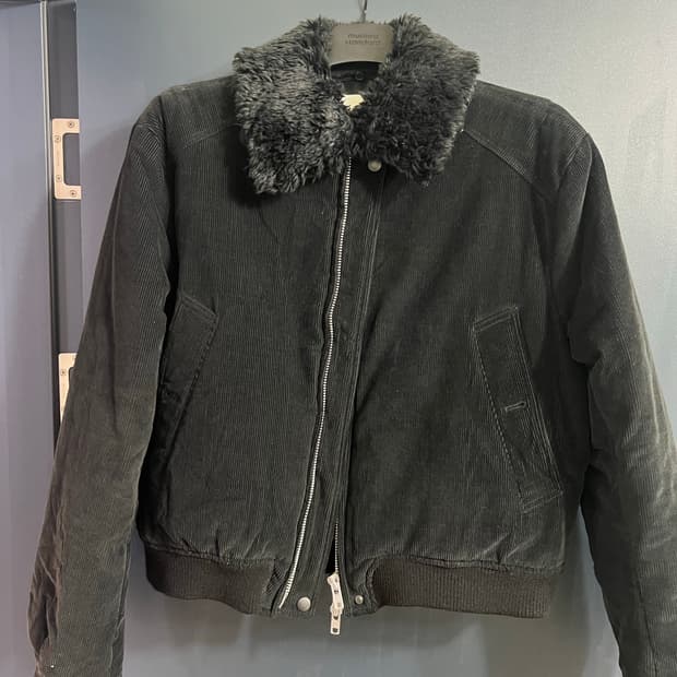 알렌느 디테쳐블 카라 코듀로이 패딩 블루종(블랙, 2사이즈)