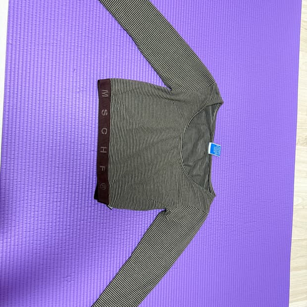 미스치프 스트라이프 크롭 티셔츠(단종 디자인)