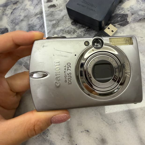 캐논 익서스750 / ixus750
