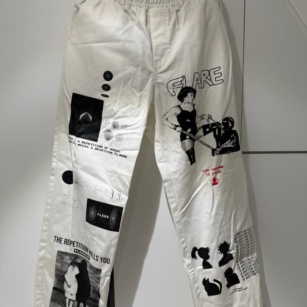 플레어업 Season Artwork Pants - Off White