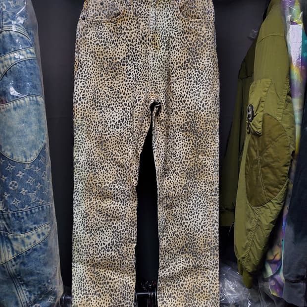 알렉산더왕 레오파드 워시드 데님팬츠